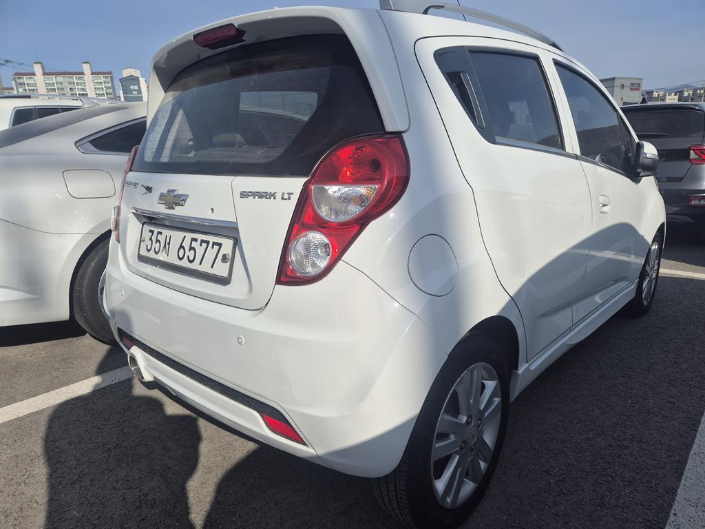 Chevrolet Spark - Vista 10