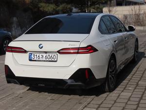 BMW 5 Series - Vista 6