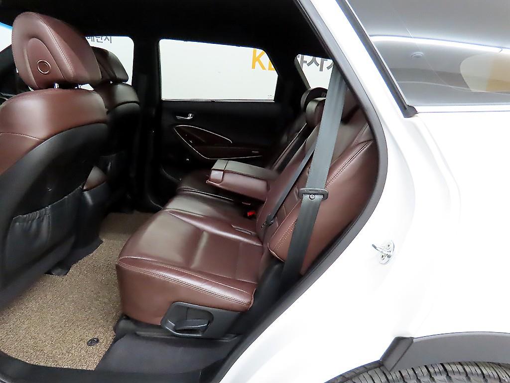 HYUNDAI Maxcruz - Vista 6