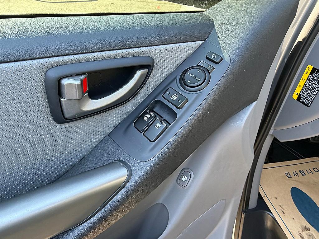 HYUNDAI Starex 2020 Plateado - Importación desde Corea - HF Imports Iquique - Foto 13