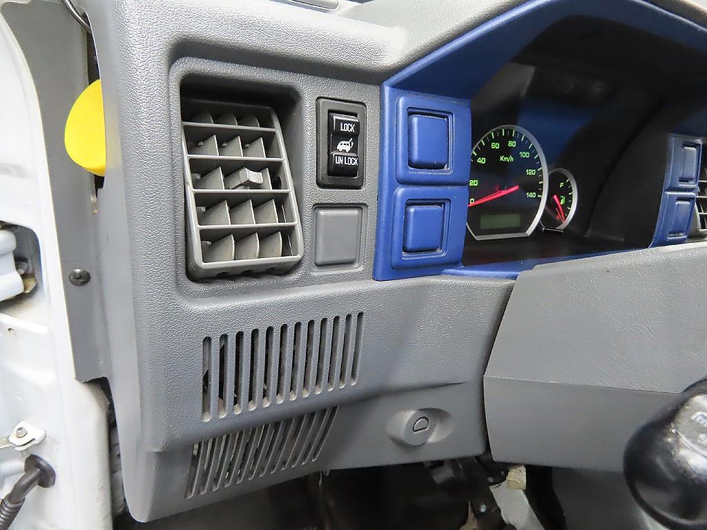 DAEWOO Damas 2019 Blanco - Importación desde Corea - HF Imports Iquique - Foto 9