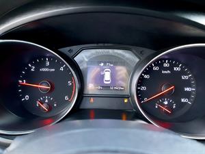 KIA Carnival - Vista 12