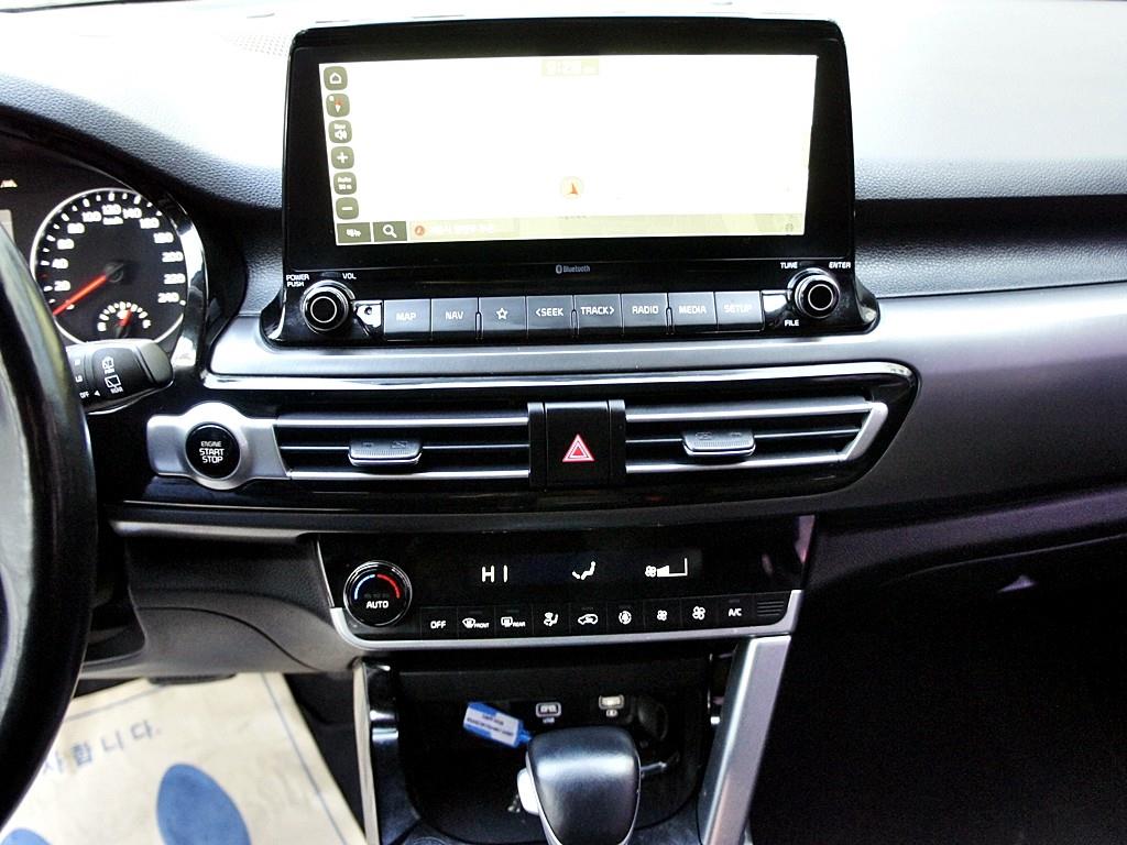 KIA Seltos 2021 Blanco - Importación desde Corea - HF Imports Iquique - Foto 10