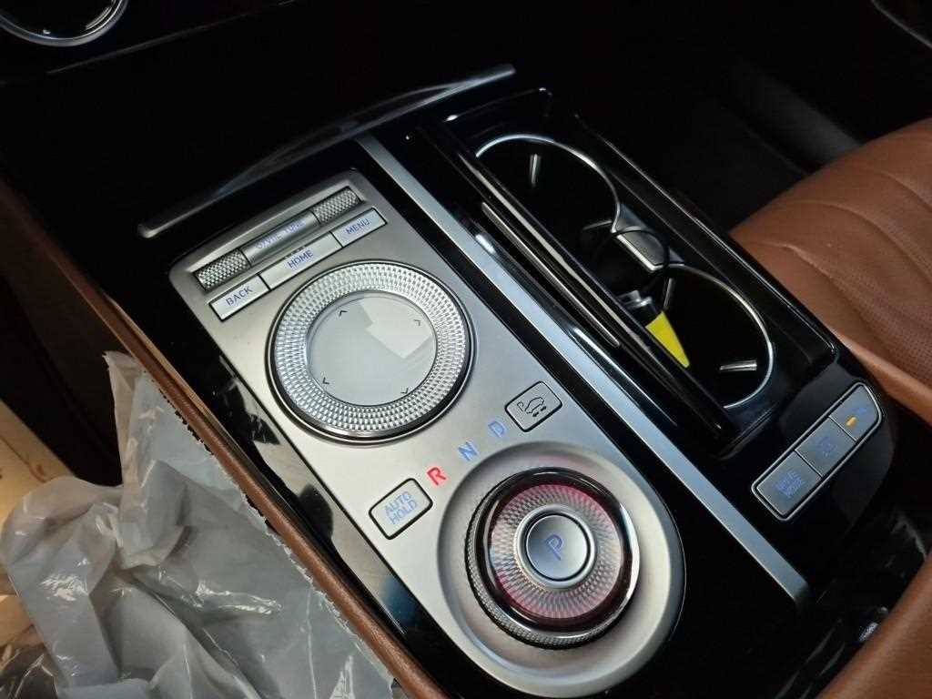 Genesis G80 - Vista 8