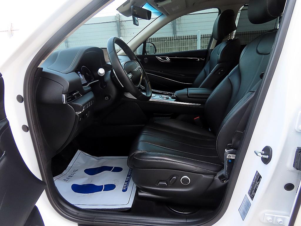 Genesis GV80 - Vista 5