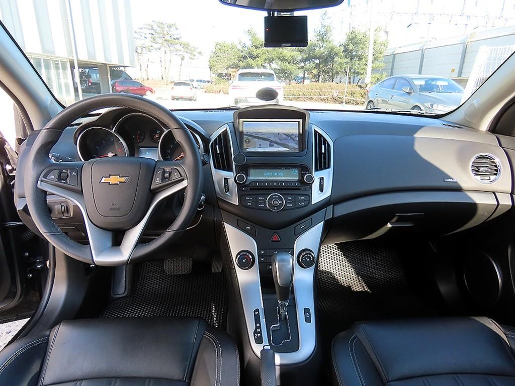 Chevrolet Cruise - Vista 7