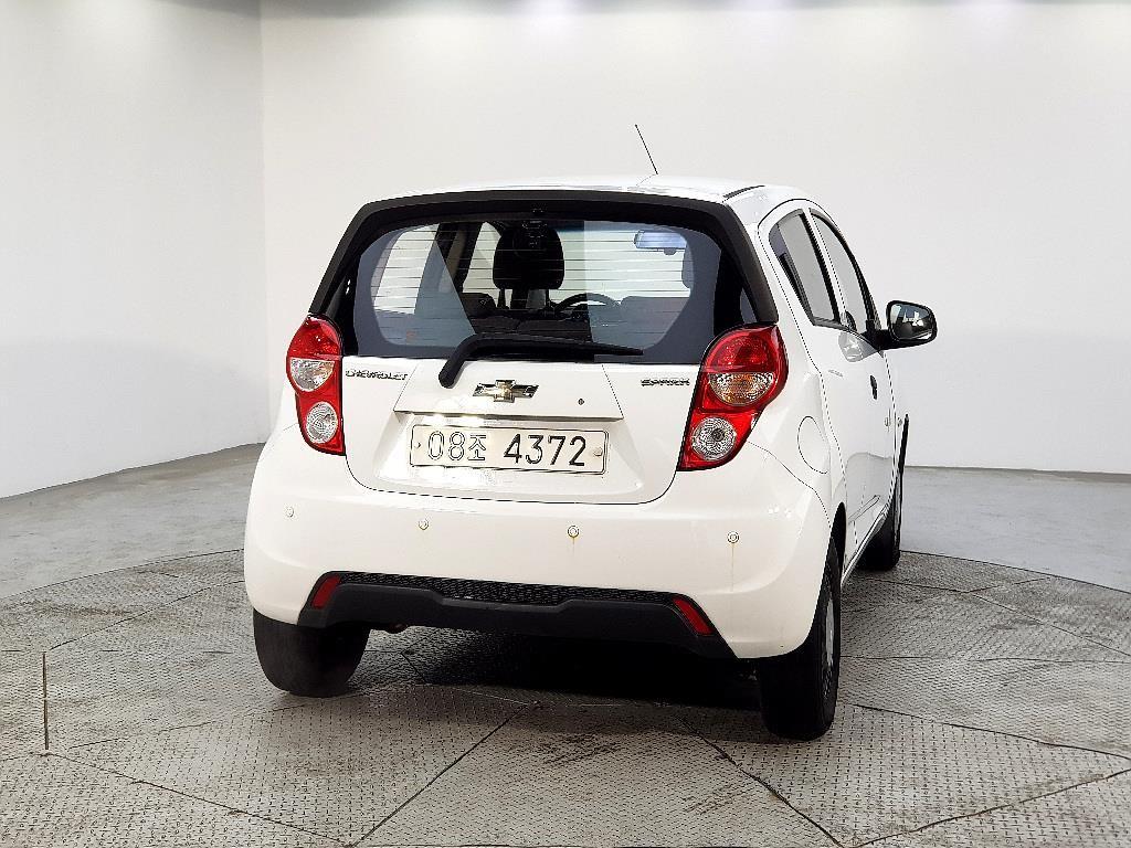 Chevrolet Spark - Vista 3