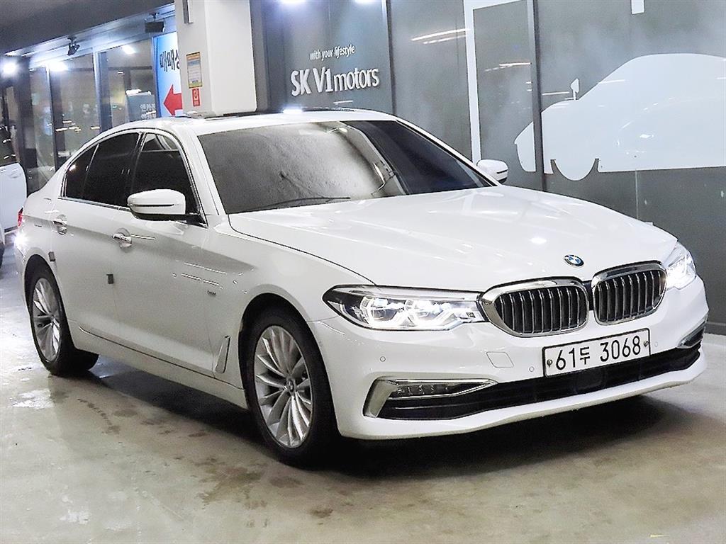 BMW 5 Series 2018 Blanco - Importación desde Corea - HF Imports Iquique - Foto 1