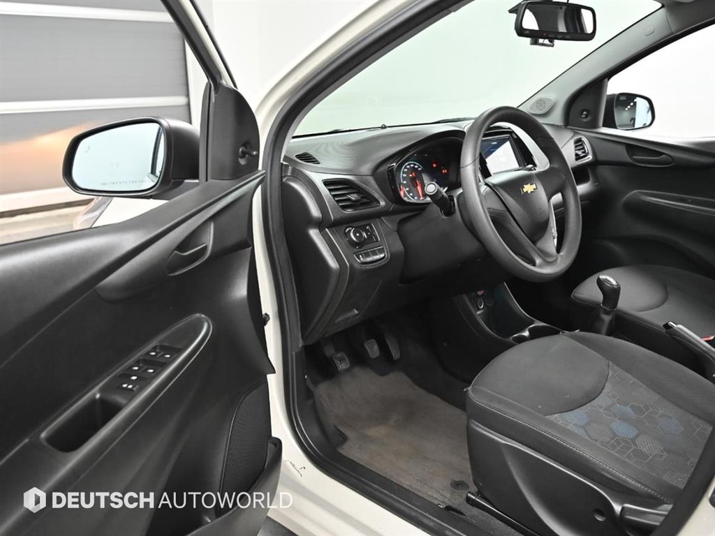 Chevrolet Spark - Vista 11