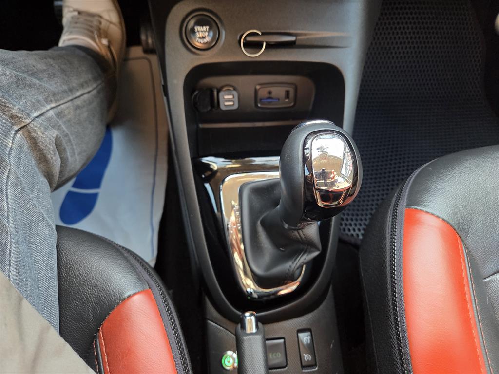 SAMSUNG QM3 - Vista 10