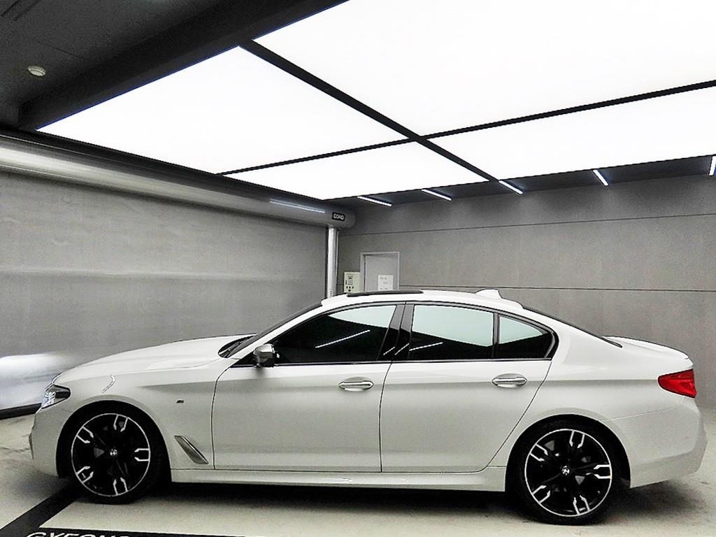 BMW 5 Series - Vista 4