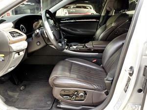 Genesis EQ900 - Vista 10