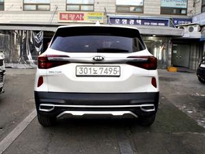 KIA Seltos - Vista 6