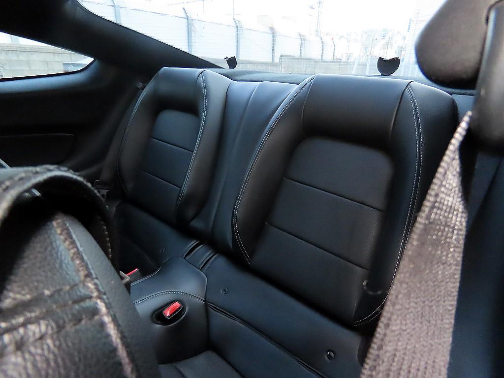 Ford Mustang - Vista 6