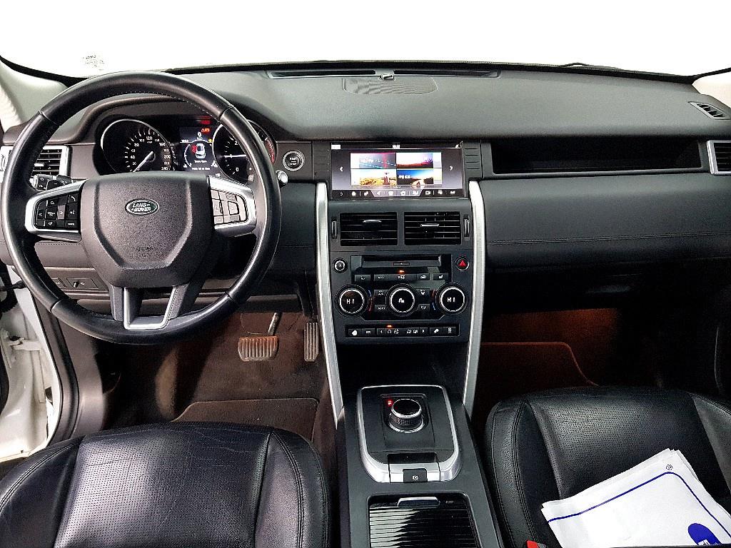 Land Rover Discovery Sports - Vista 5