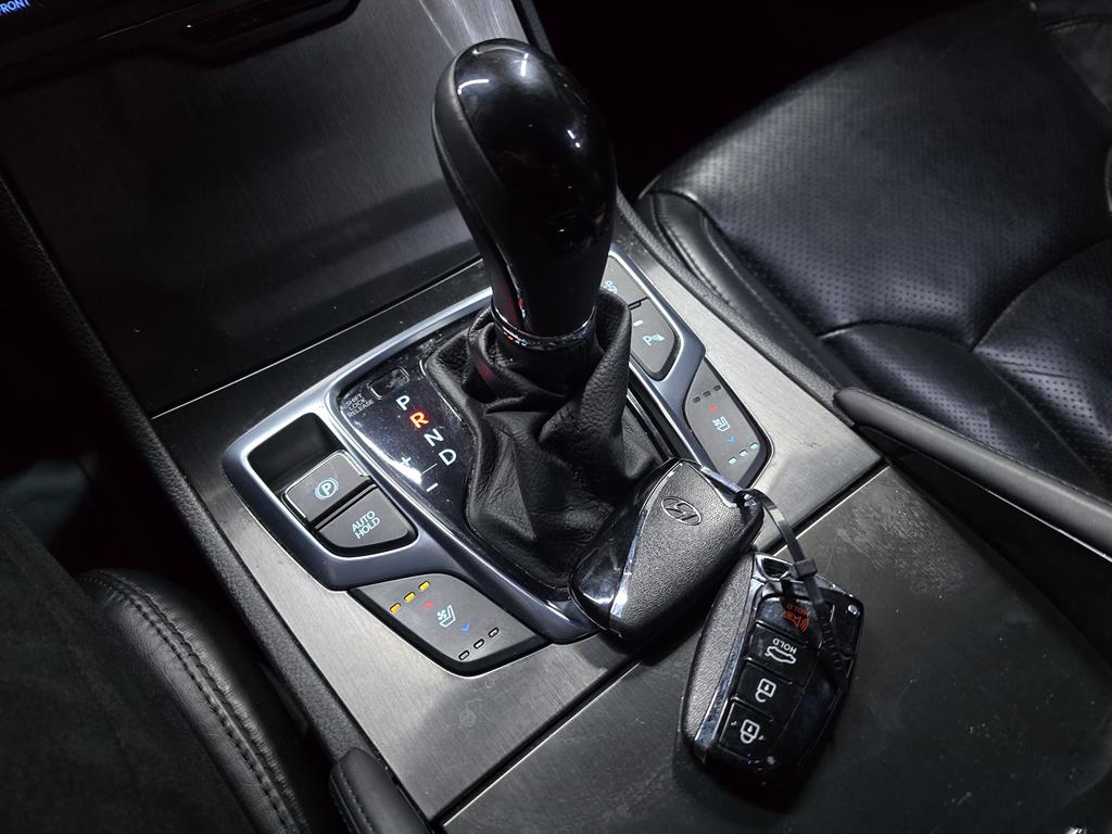 HYUNDAI Grandeur 2016 Negro - Importación desde Corea - HF Imports Iquique - Foto 14