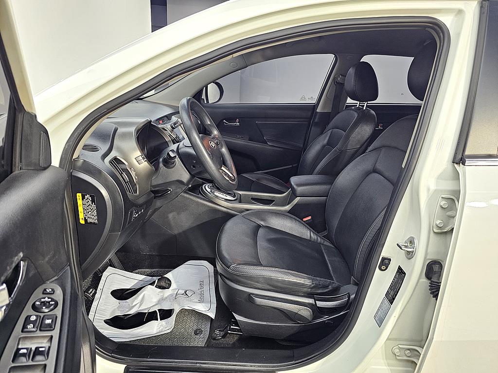 KIA Sportage - Vista 8