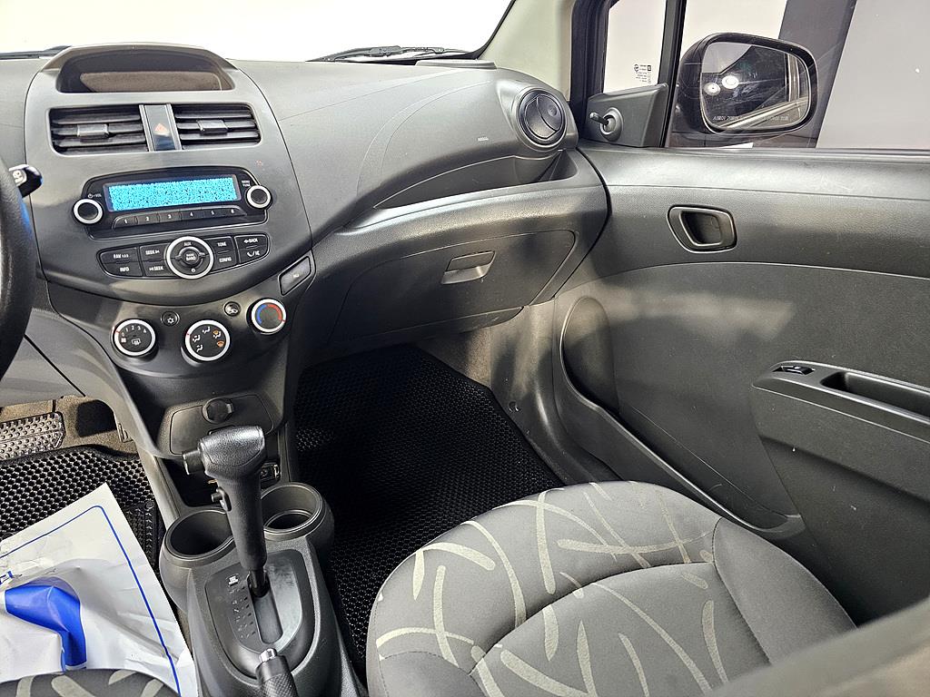 Chevrolet Spark - Vista 10