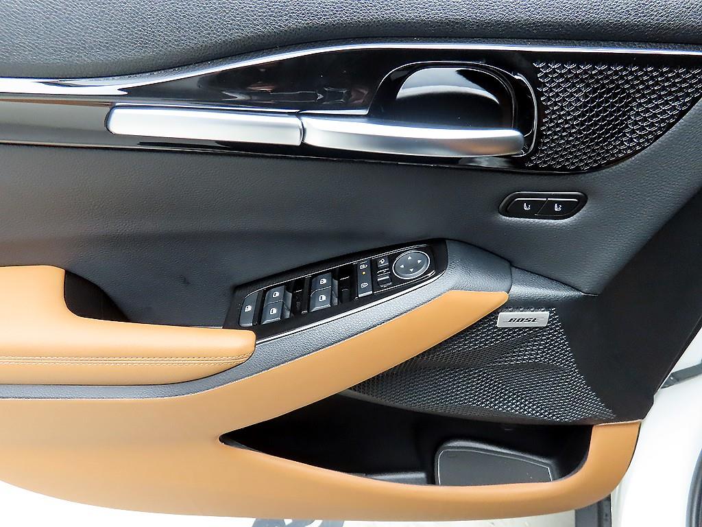 KIA Seltos - Vista 11