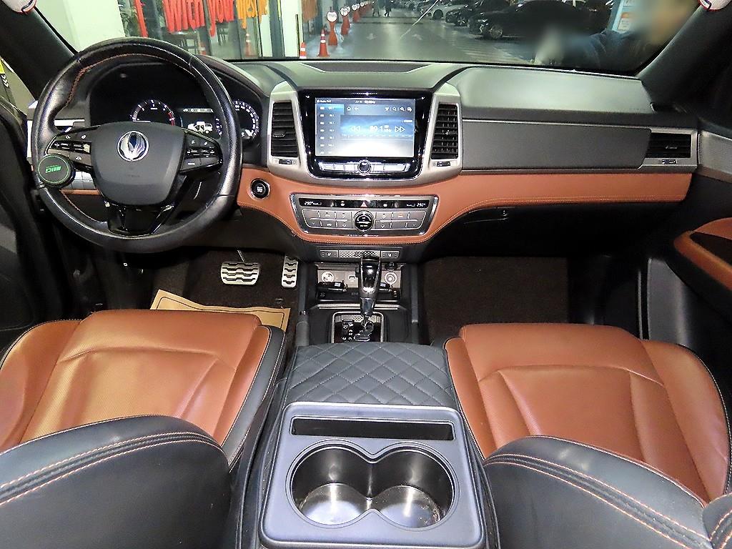 Ssangyong Rexton - Vista 10