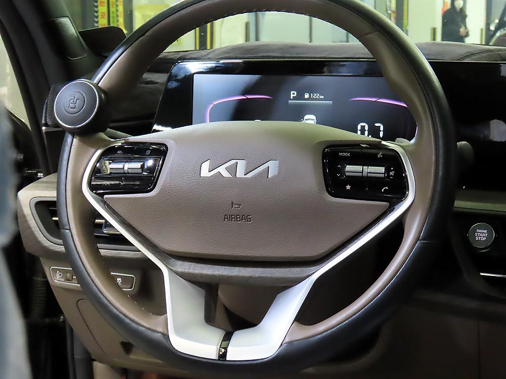 KIA K8 - Vista 8