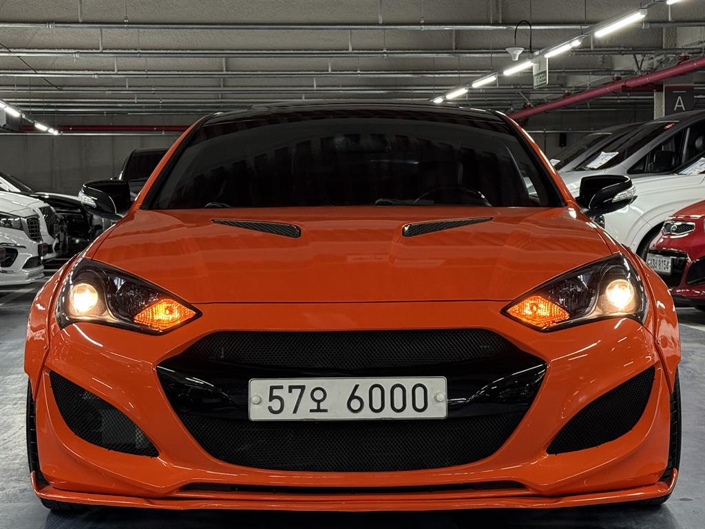 HYUNDAI Genesis - Vista 2