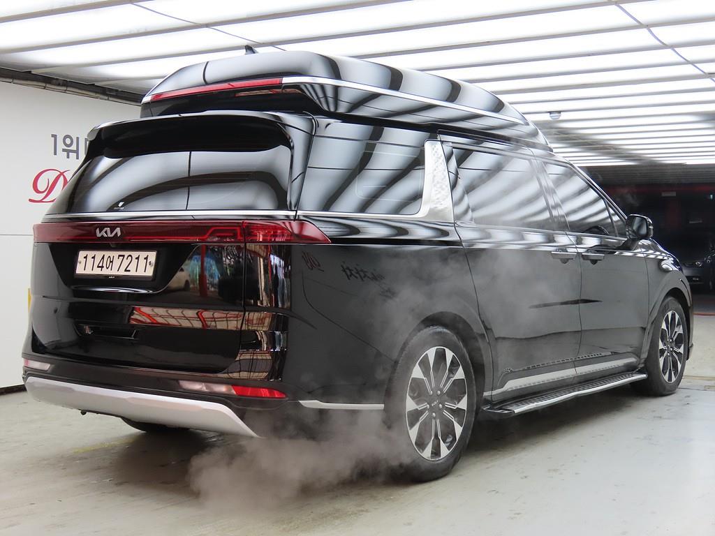 KIA Carnival - Vista 4