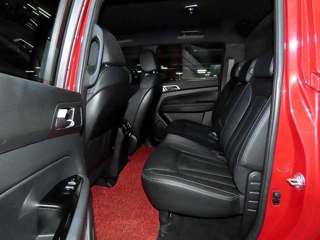 Ssangyong Rexton - Vista 7