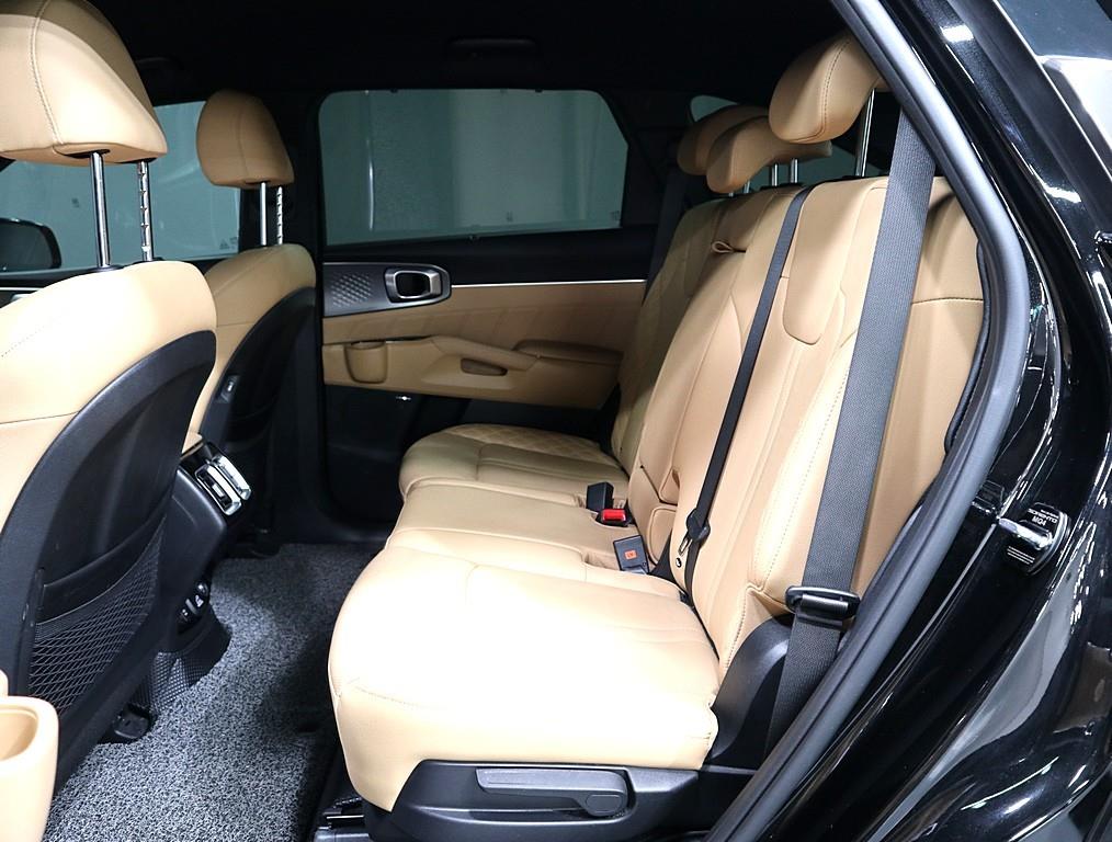 KIA Sorento - Vista 10