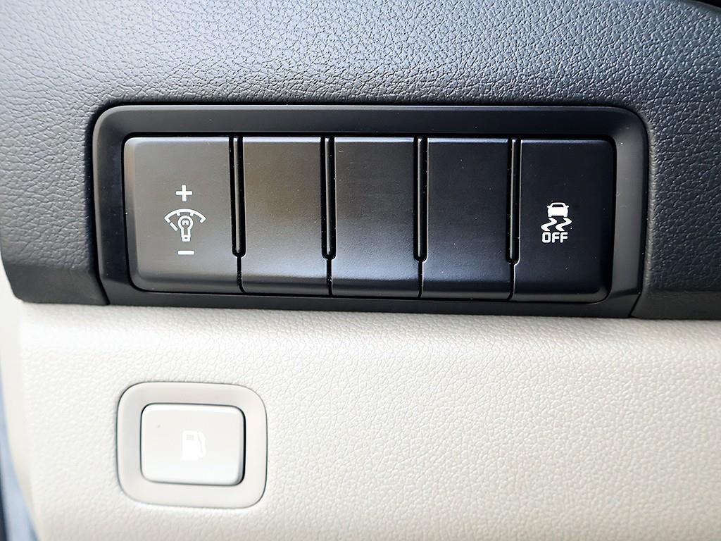 KIA Carnival 2019 the color of pearl - Importación desde Corea - HF Imports Iquique - Foto 11