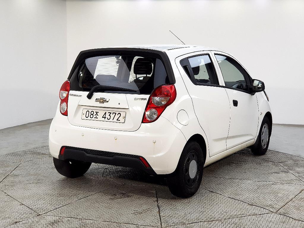 Chevrolet Spark - Vista 4