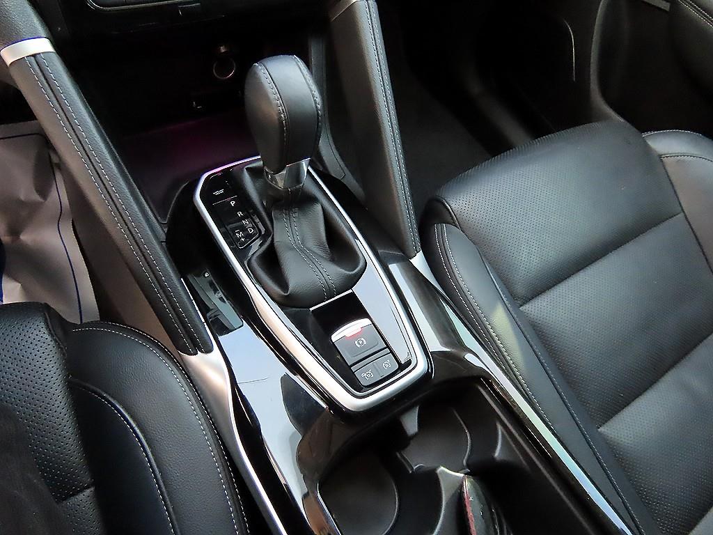 SAMSUNG QM6 - Vista 10