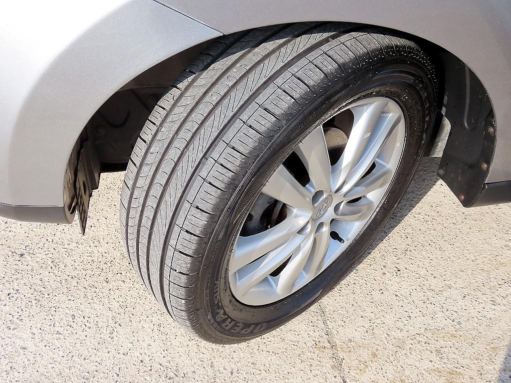 HYUNDAI Tucson 2012 Gris - Importación desde Corea - HF Imports Iquique - Foto 19