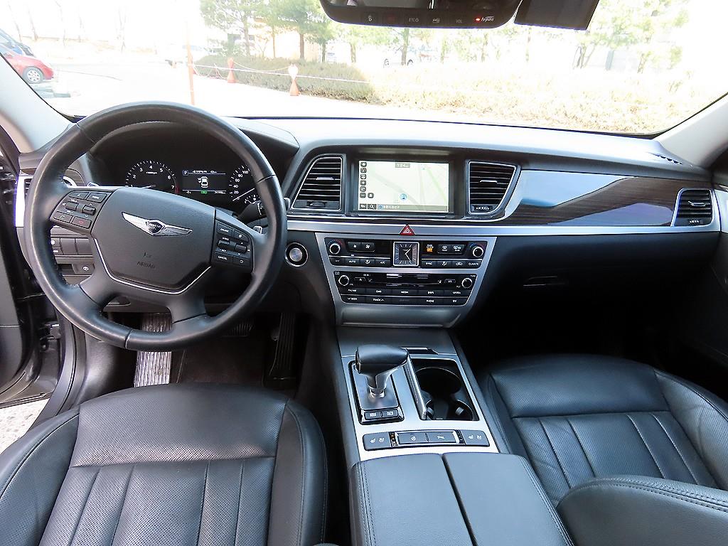 Genesis G80 - Vista 7