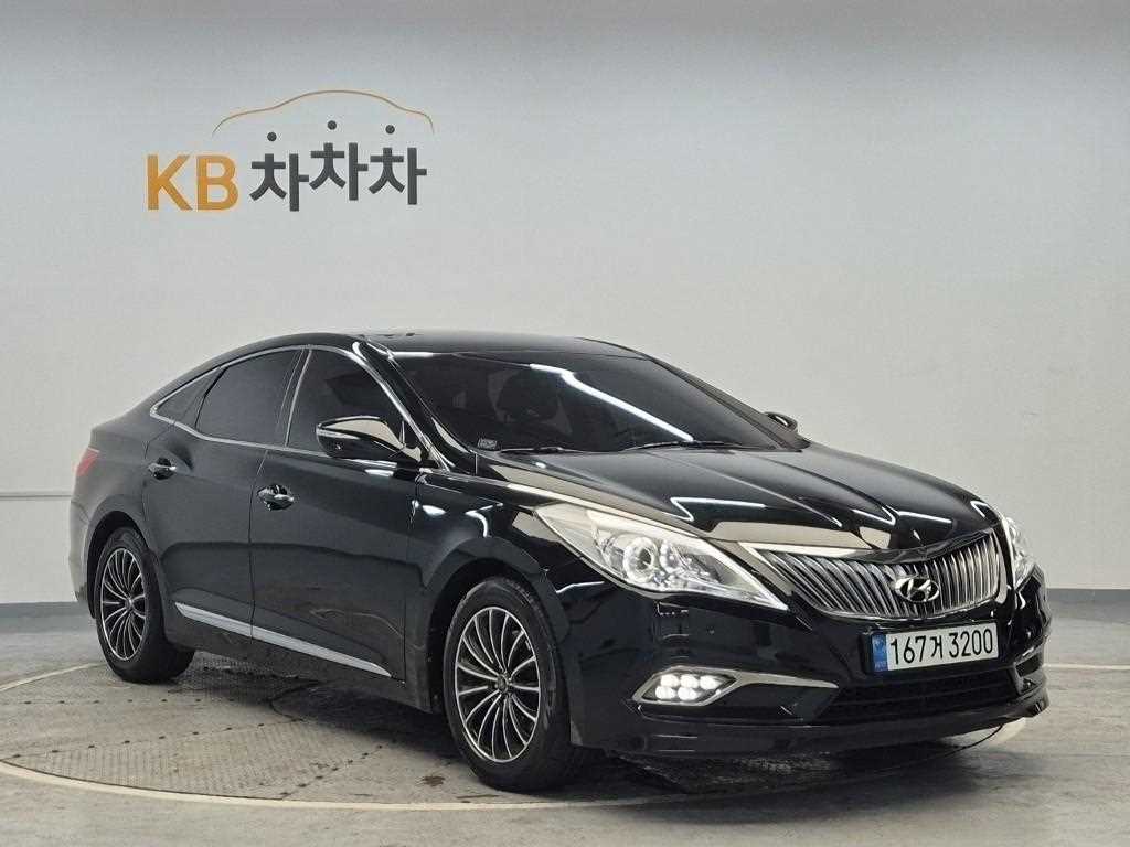HYUNDAI Grandeur - Vista 4