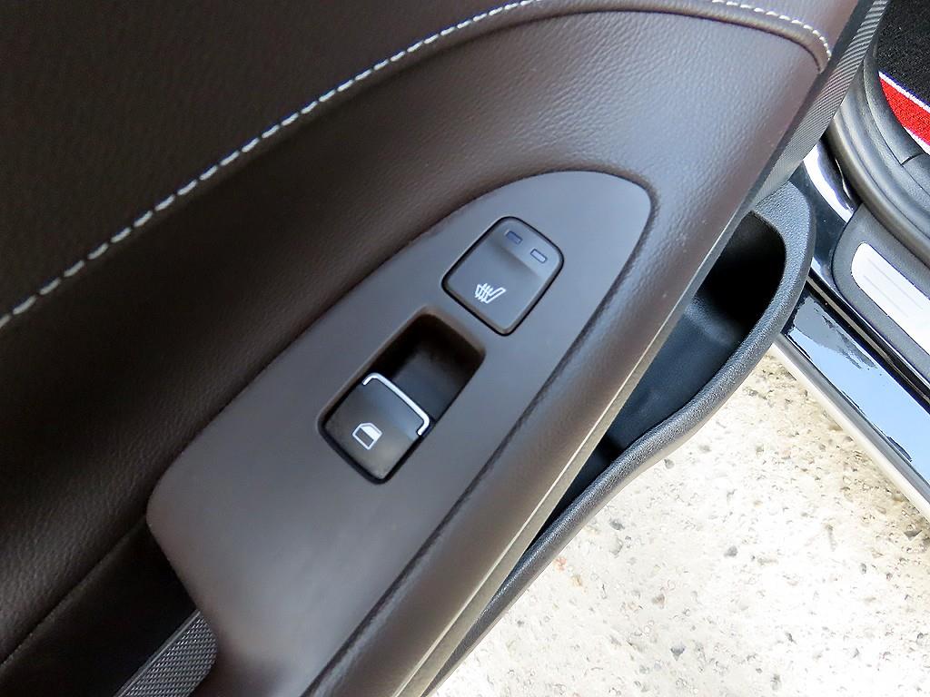 HYUNDAI Grandeur 2018 Negro - Importación desde Corea - HF Imports Iquique - Foto 17