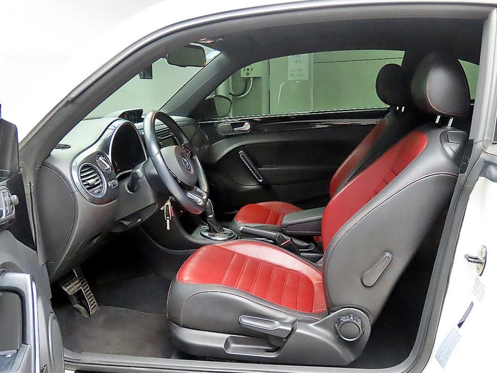 Volkswagen Beetle - Vista 5