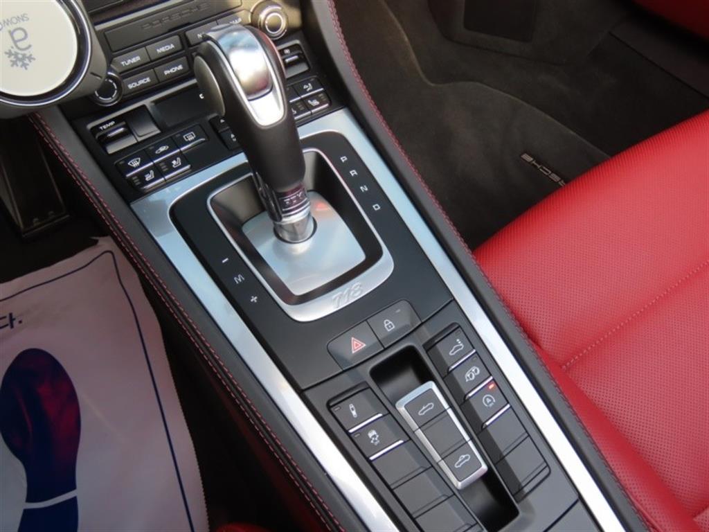 Porsche 718 - Vista 11