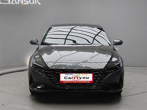 HYUNDAI Avante - Vista 2