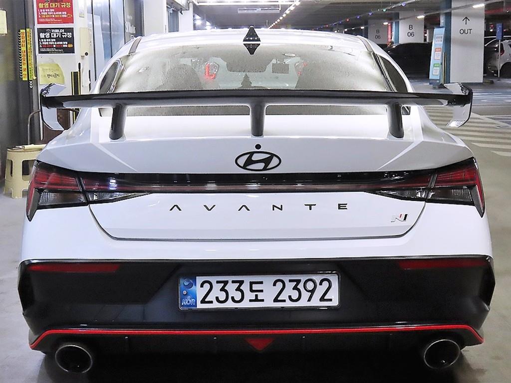 HYUNDAI Avante - Vista 5