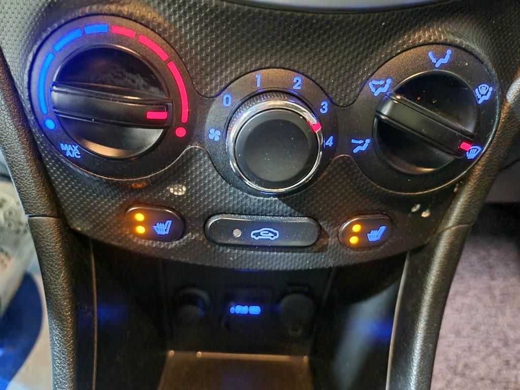 HYUNDAI Accent 2014 Blanco - Importación desde Corea - HF Imports Iquique - Foto 17