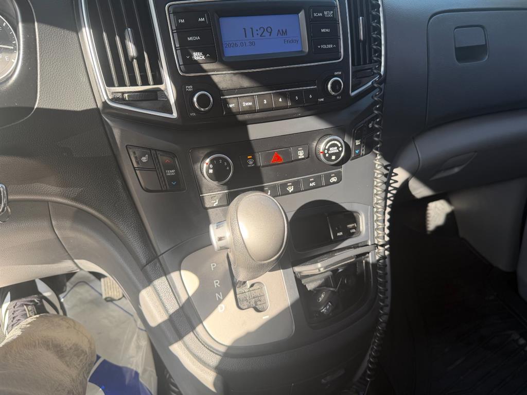 HYUNDAI Starex 2019 Gris - Importación desde Corea - HF Imports Iquique - Foto 14