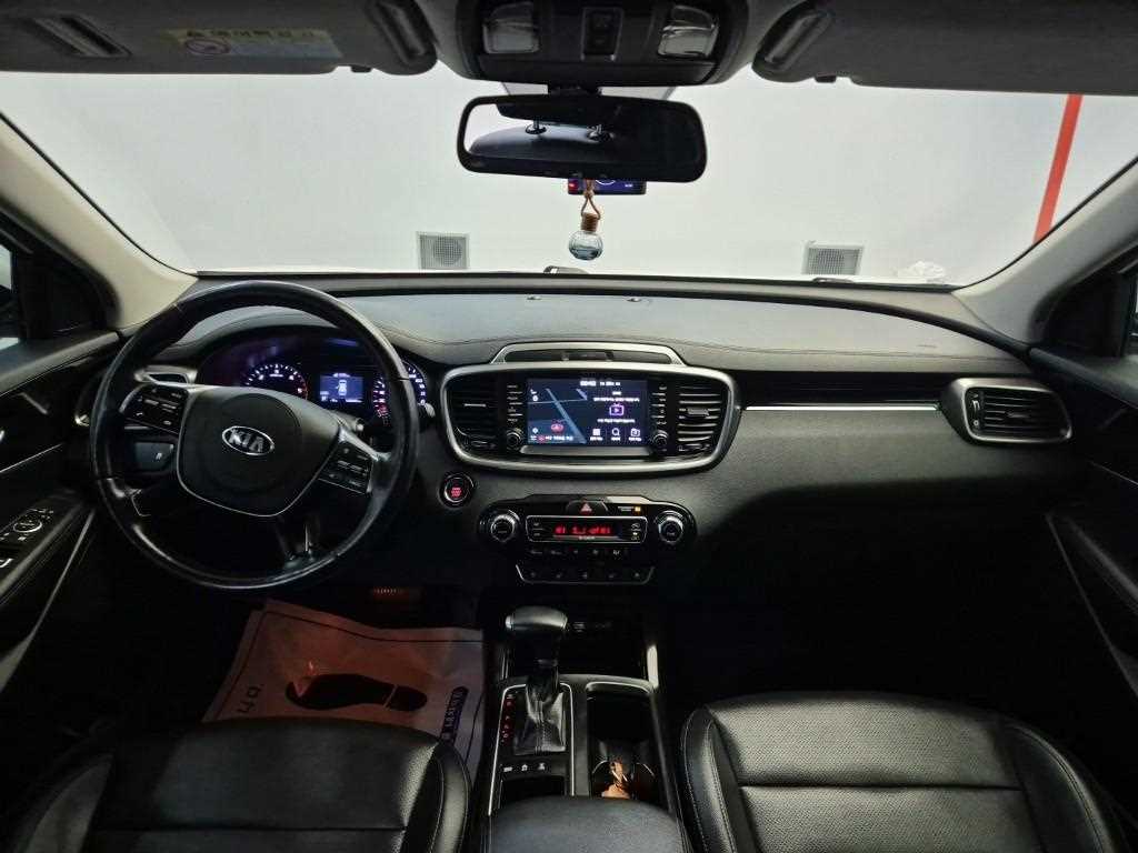 KIA Sorento - Vista 7