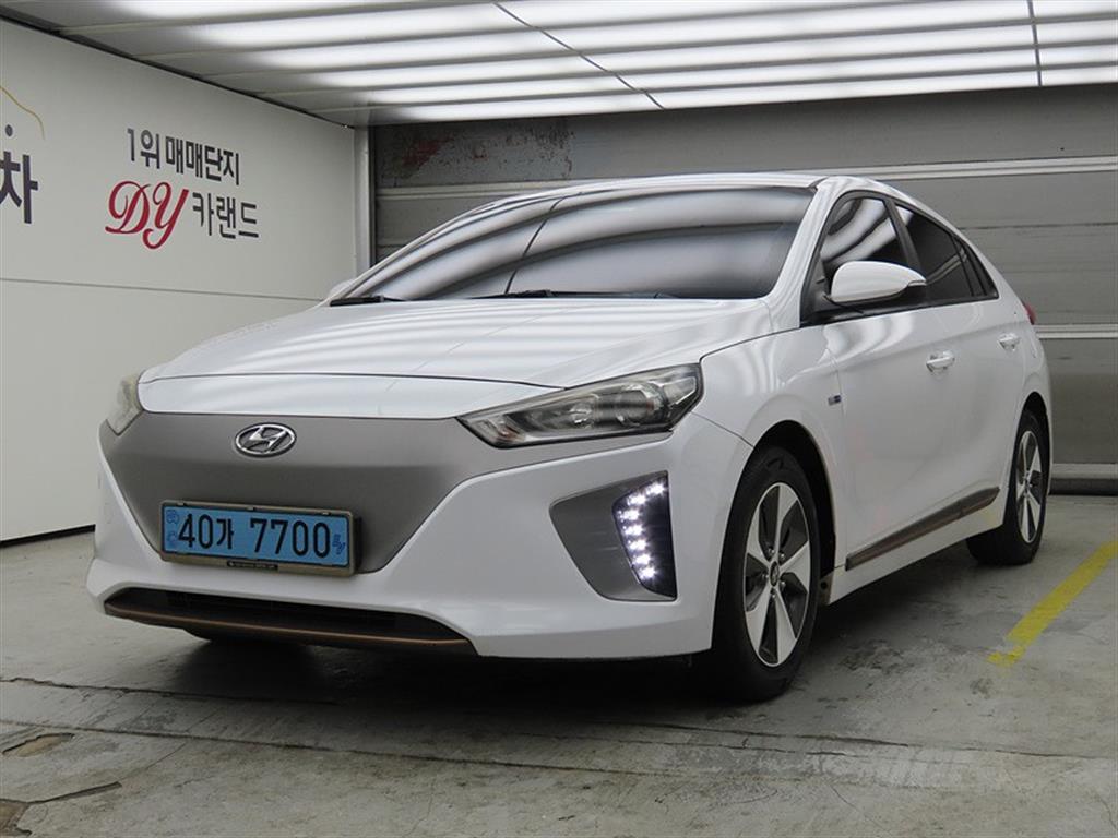 HYUNDAI Ioniq 2018 Blanco - Importación desde Corea - HF Imports Iquique - Foto 1