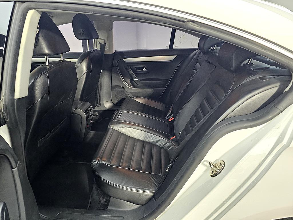 Volkswagen CC - Vista 9