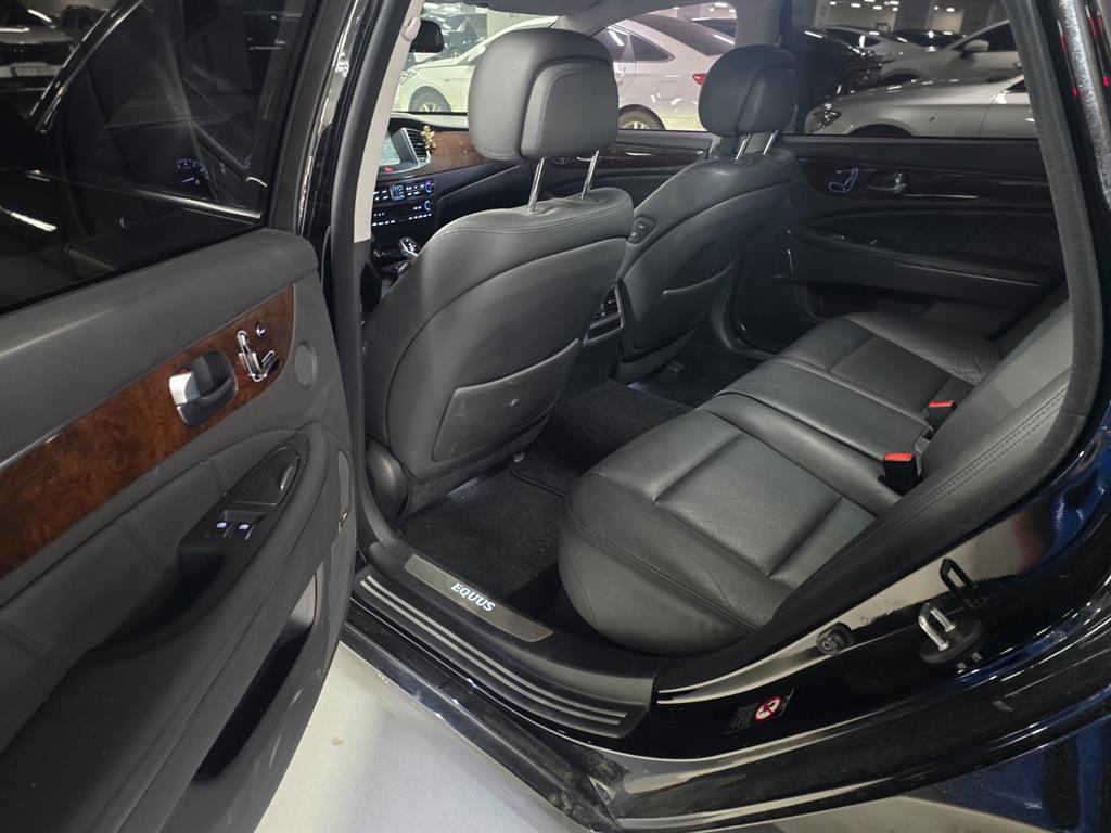 HYUNDAI Equus 2014 Negro - Importación desde Corea - HF Imports Iquique - Foto 18