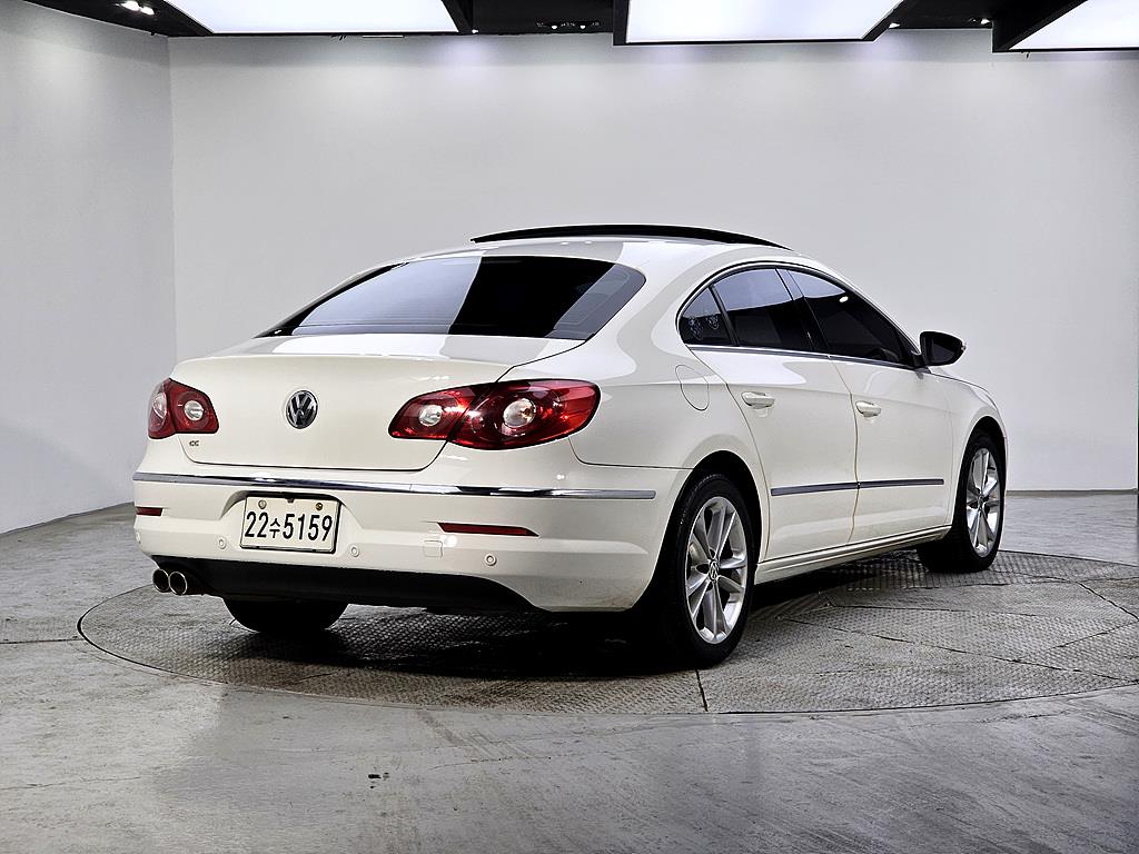Volkswagen CC - Vista 4