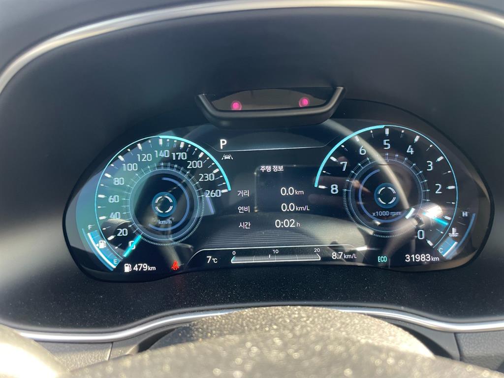 Genesis GV80 - Vista 8