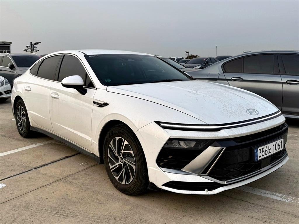 HYUNDAI Sonata - Vista 5