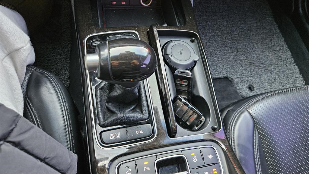 KIA K7 2013 Blanco - Importación desde Corea - HF Imports Iquique - Foto 14